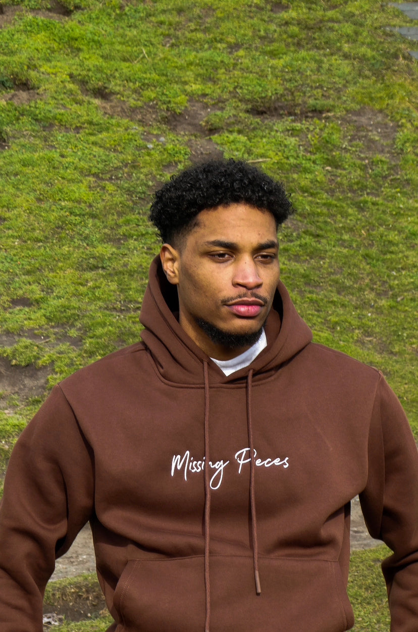 The Minimalist Signature Hoodie Mocha