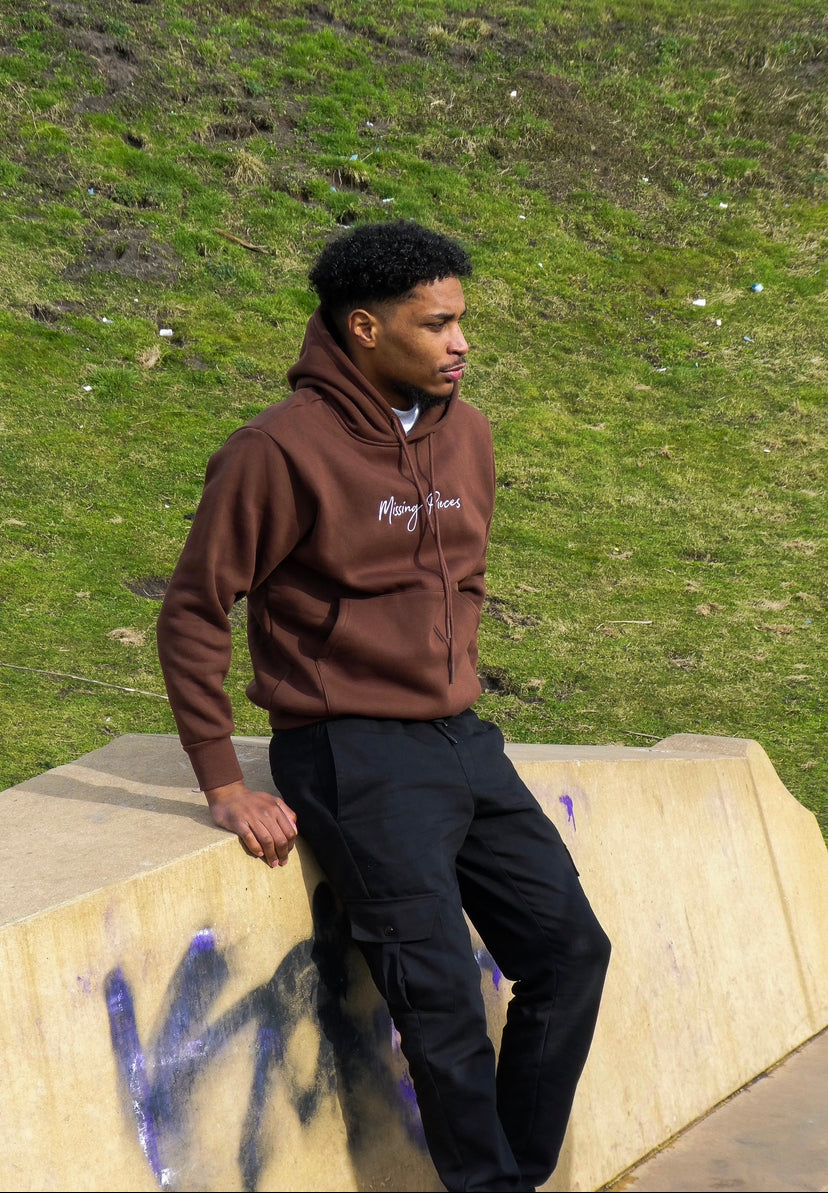 The Minimalist Signature Hoodie Mocha