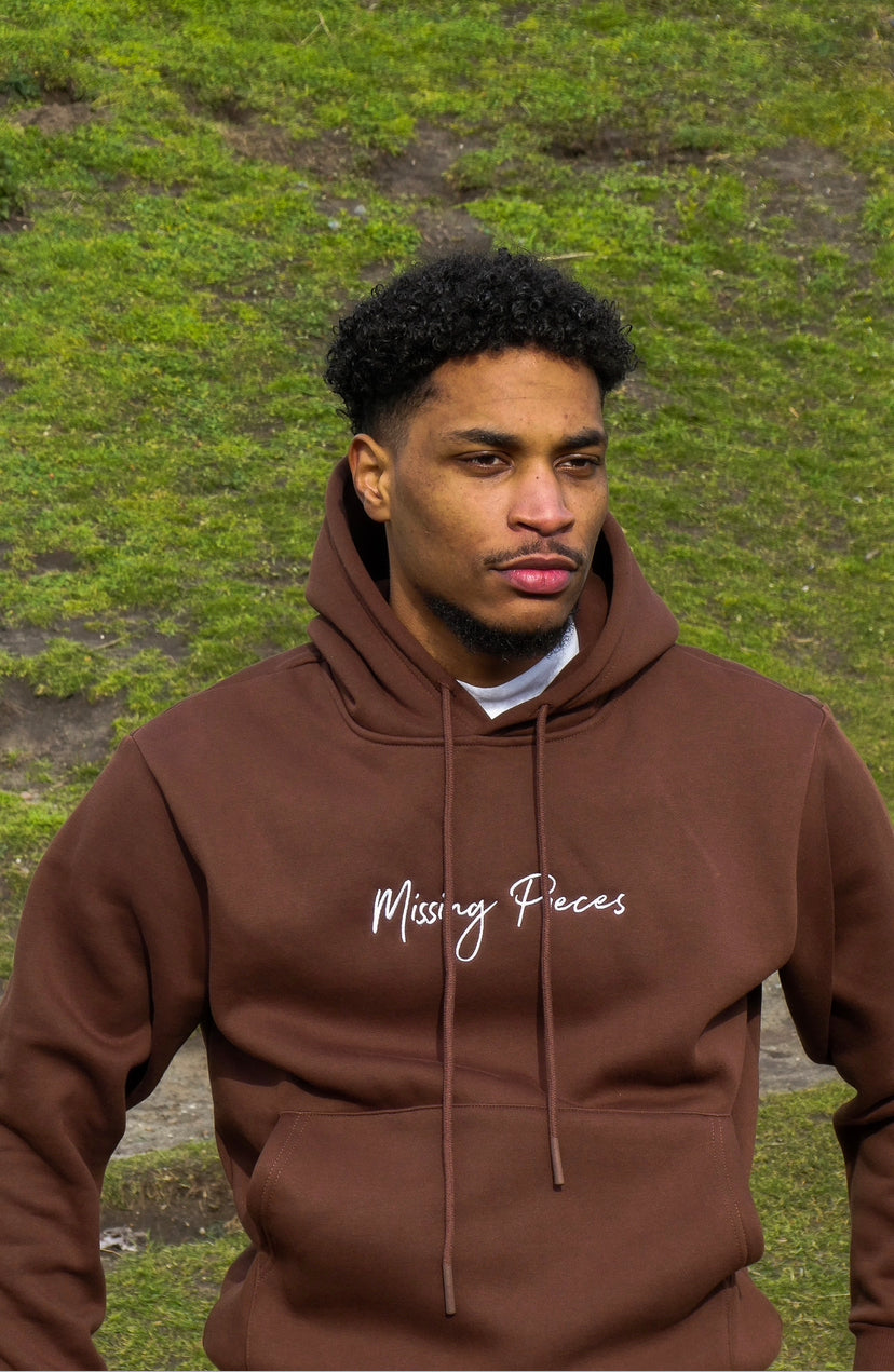 The Minimalist Signature Hoodie Mocha